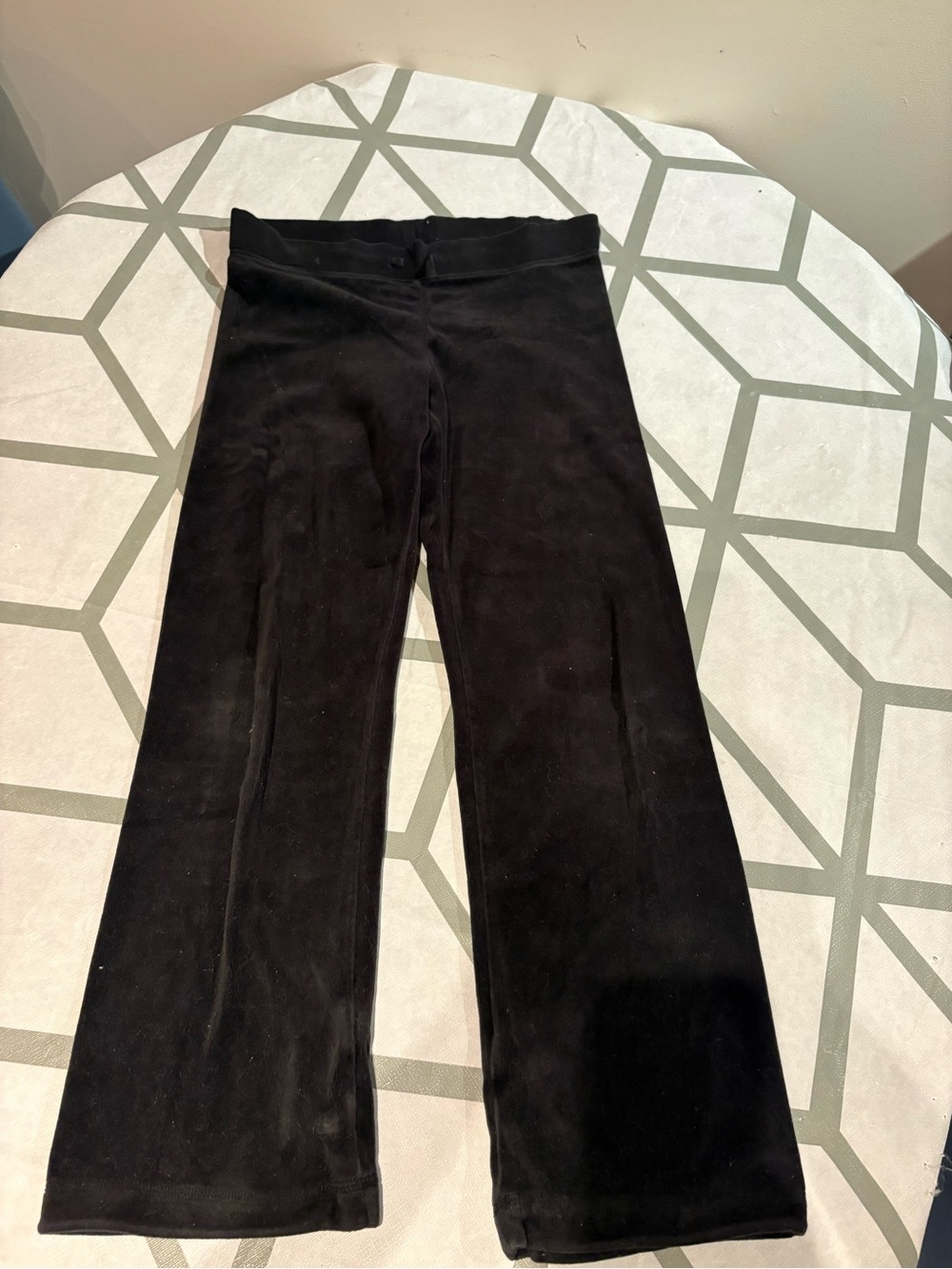 3/15$ H&M Black Velour Lounge Pants